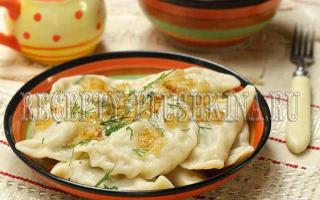 Recipes for dumplings with potatoes, from dough with water, milk, sour cream, kefir and broth